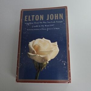 Elton John  - Candle In The Wind Cassete